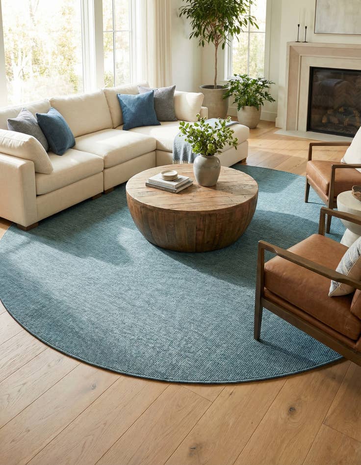 Detail image of  13' x 13'  Washable Solid Indoor / Outdoor Round Rug