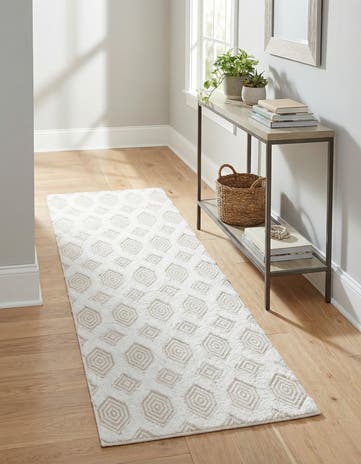 2' 3 x 6' Sabrina Soto Casa Havana Runner Rug