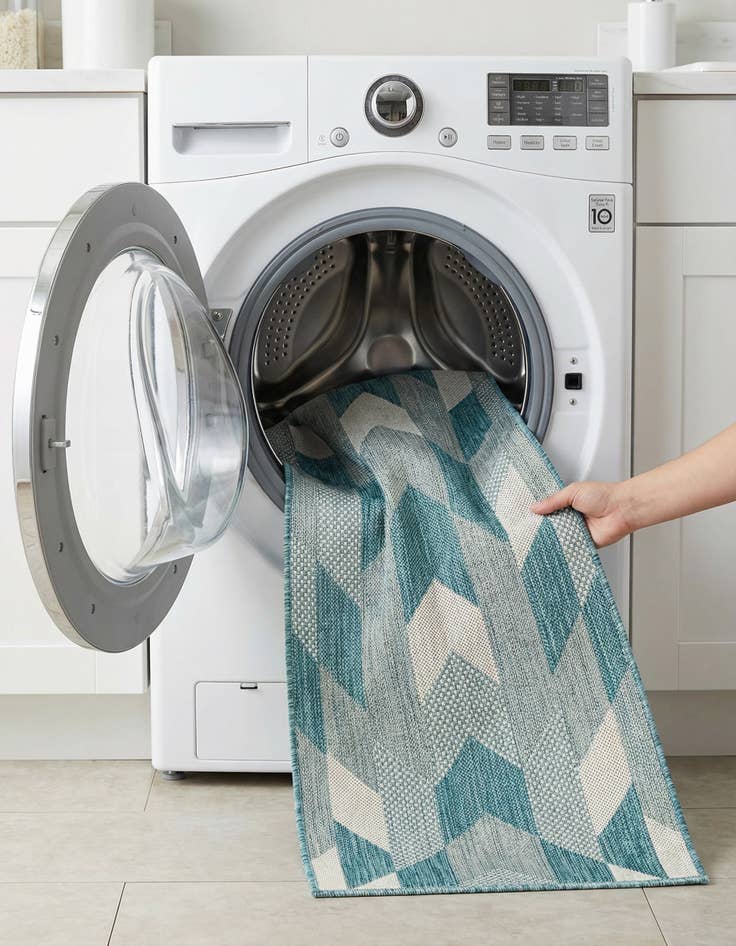 Detail image of 2' x 8'  Washable Modern Indoor / Outdoor Runner Rug