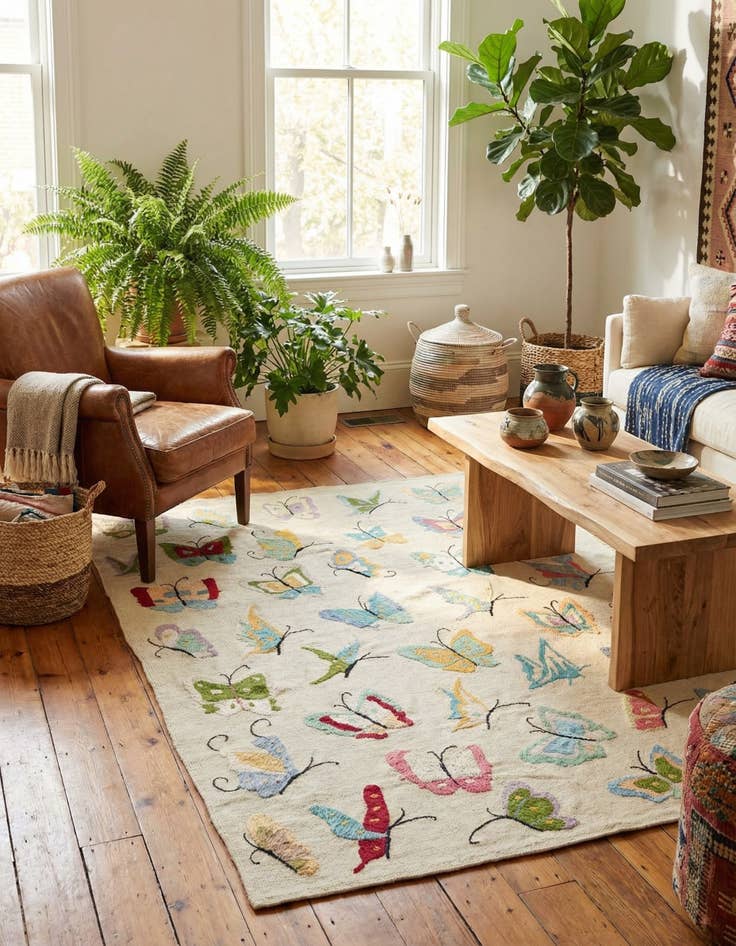 Detail image of 5' x 6' 3  Hand Woven Kilim Suzani Wool Rug