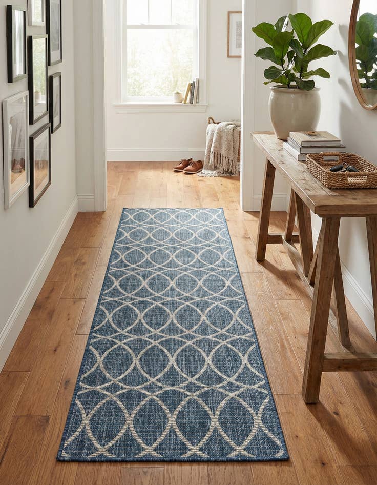 Detail image of 2' x 8' Easy-Clean Trellis Indoor / Outdoor Runner Rug