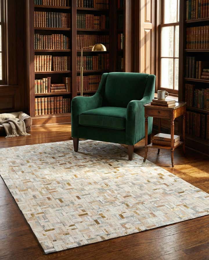 5' x 7' 10 Cowhide Stocks Rug