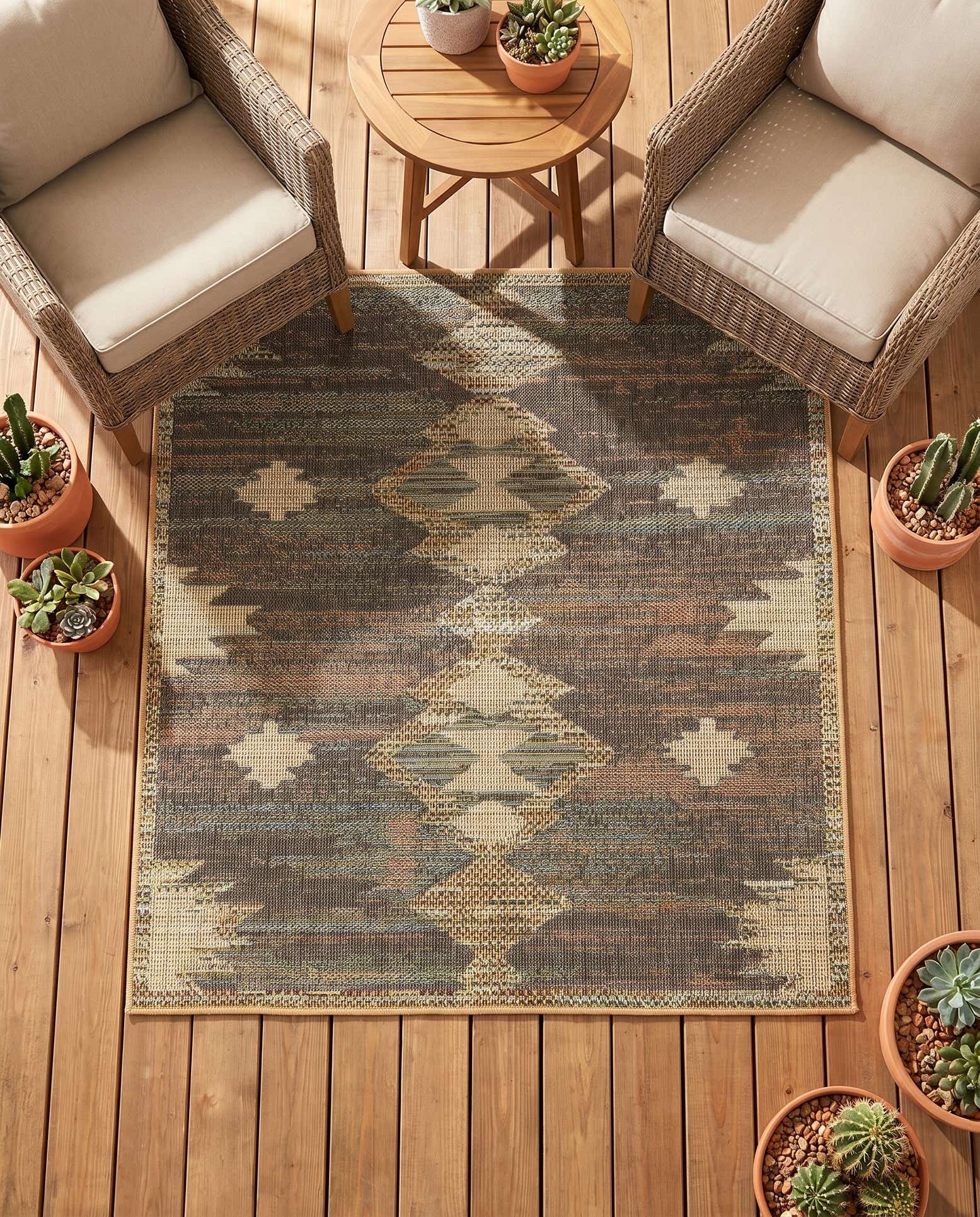 5' 3 x 5' 3 Easy-Clean Baja Indoor / Outdoor Square Rug