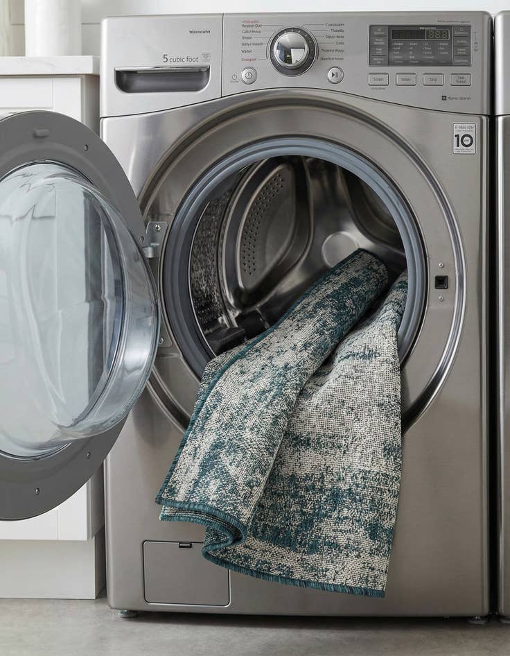 Detail image of 2' x 5'  Washable Modern Indoor / Outdoor Runner Rug