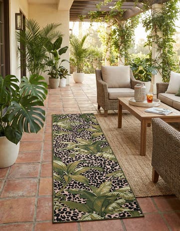 2' 7 x 11' Easy-Clean Botanical Indoor / Outdoor Runner Rug