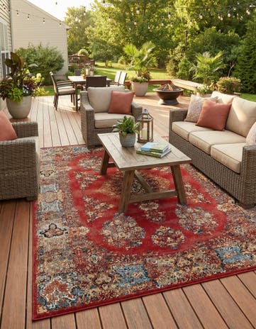 9' x 12' Easy-Clean Traditional Indoor / Outdoor Rug