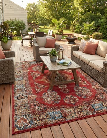 9' x 12' Easy-Clean Traditional Indoor / Outdoor Rug