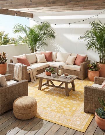 7' 10 x 11' Easy-Clean Aztec Indoor / Outdoor Rug