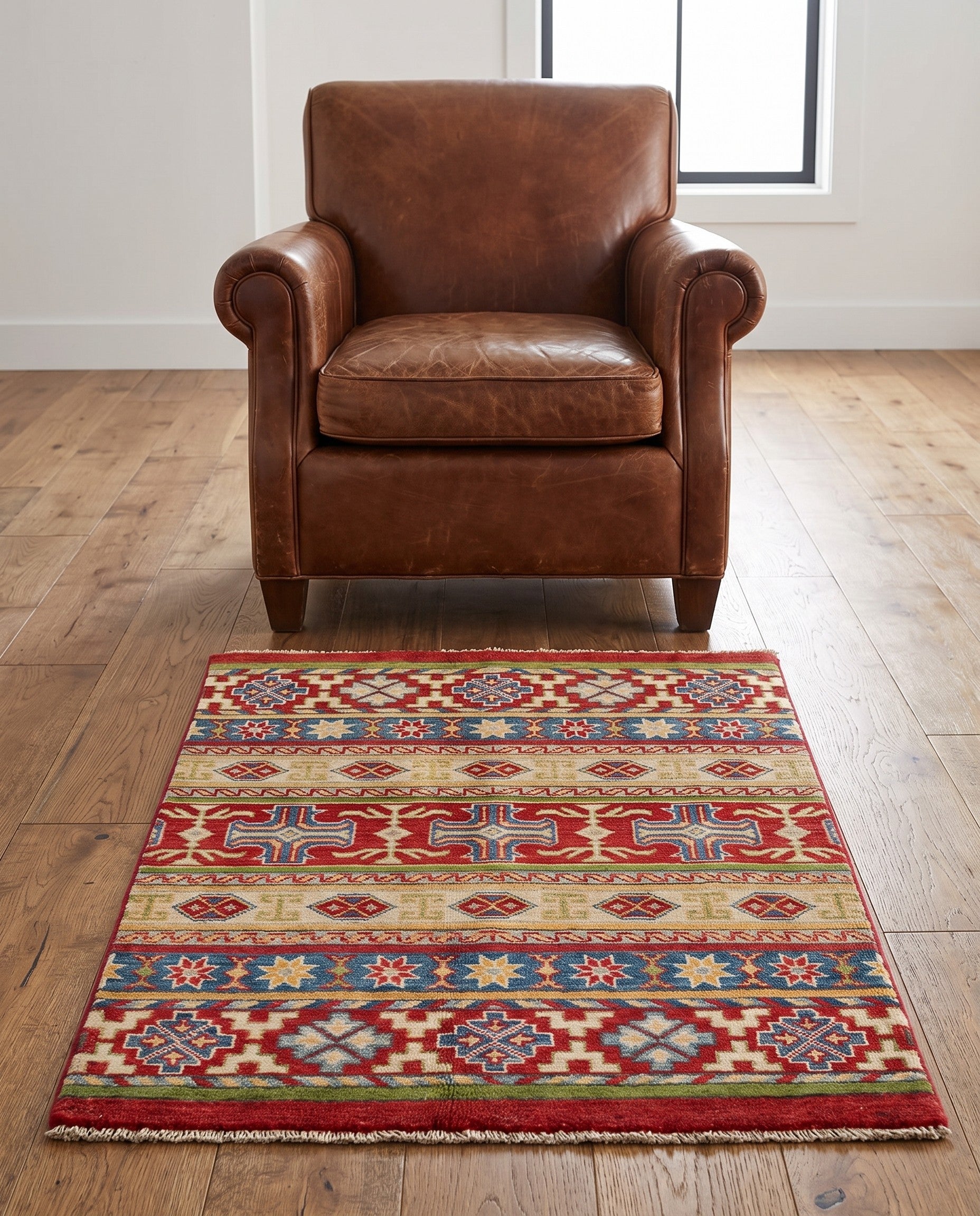 2' 7 x 3' 10 Hand Knotted Kazak Rug