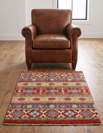 2' 7 x 3' 10 Hand Knotted Kazak Rug