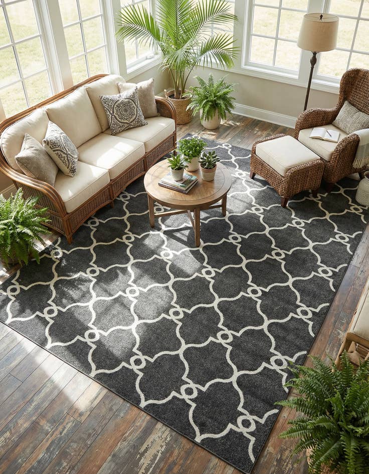 Detail image of 9' x 12' 2  Washable Trellis Indoor / Outdoor Rug