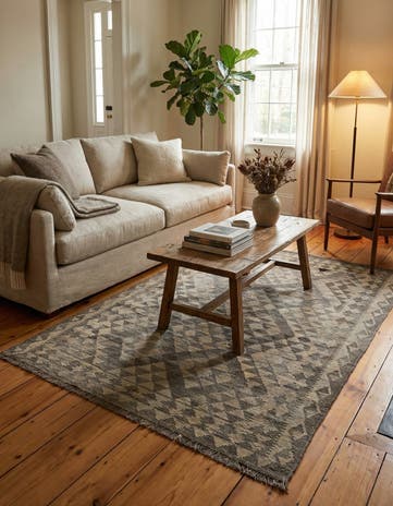 4' 2 x 6' 2 Hand Woven Kilim Maymana Wool Rug