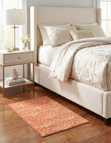 Coral Gold Marilyn Monroe™ Glam Dahlia Rug