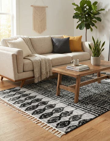 5' 3 x 8' Cherokee Rug
