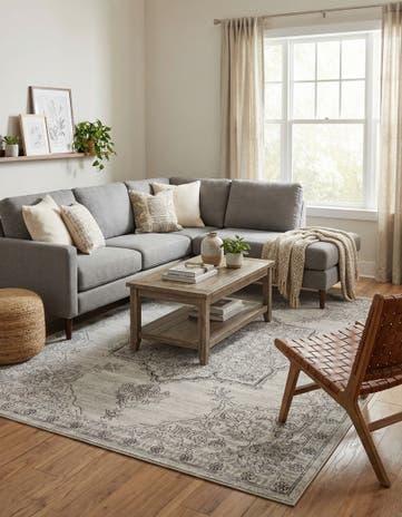 7' 10 x 10' Nyla Rug