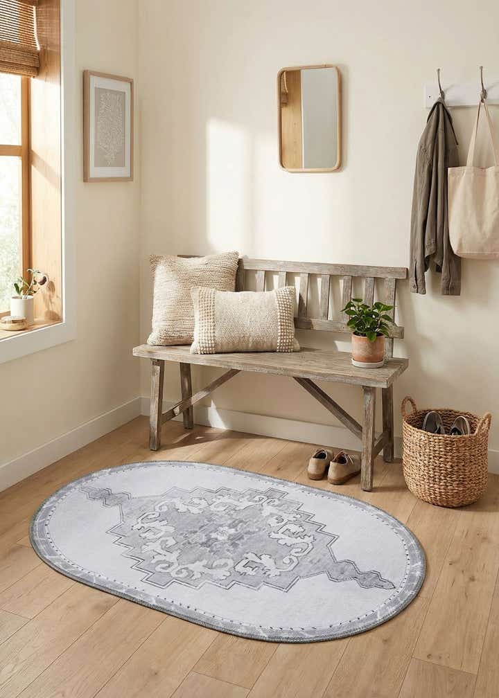 2' x 3' Washable Timeless Oval Rug