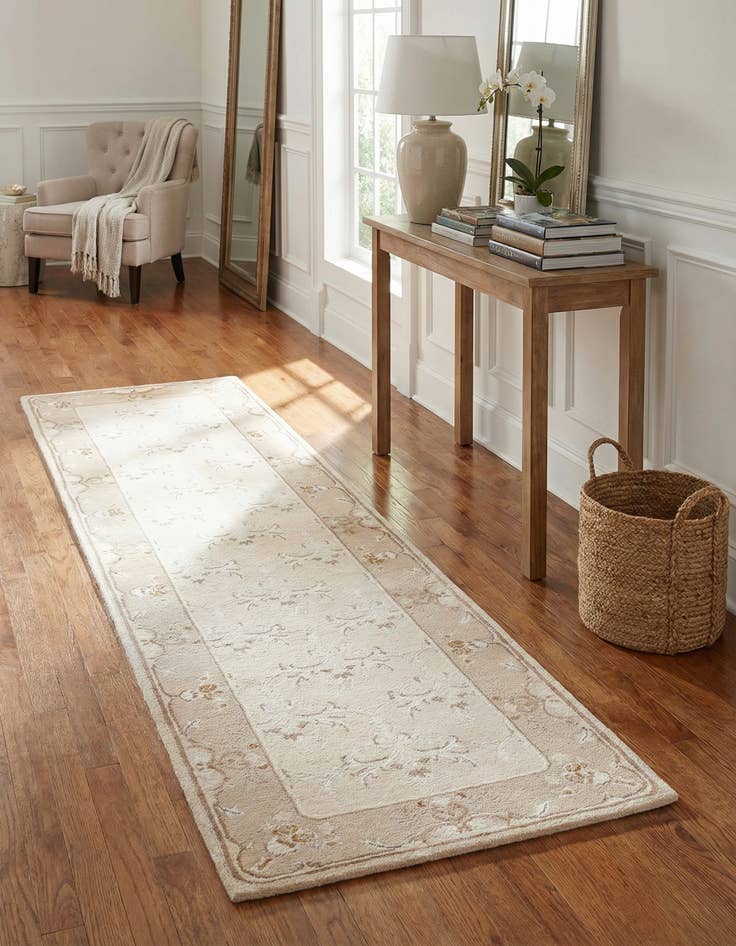 Detail image of 2' 10 x 10'  Hand Knotted Darya Wool Runner Rug