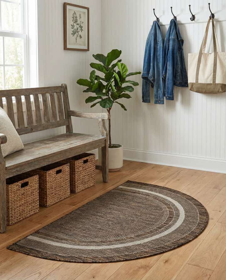 2' 7 x 4' Easy-Clean Border Indoor / Outdoor Hearth Rug
