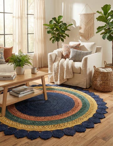6' 1 x 6' 1 Handmade Braided Jute Round Rug