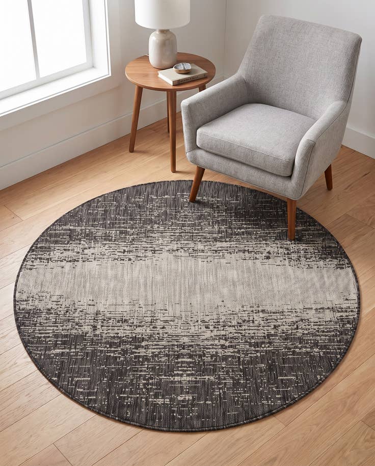 Detail image of 5' 3 x 5' 3 Easy-Clean Modern Indoor / Outdoor Round Rug
