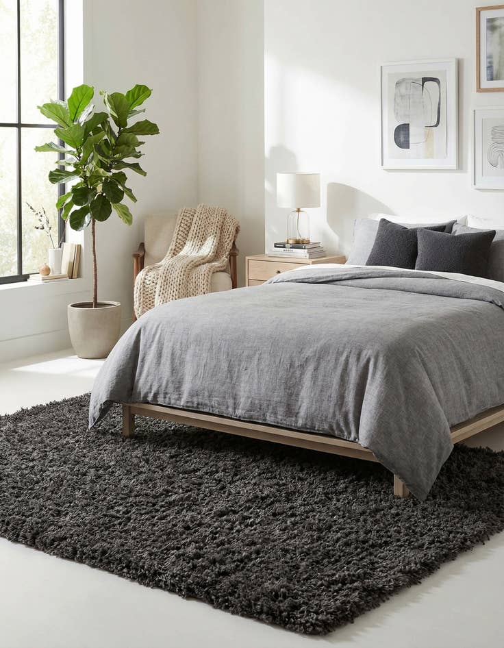 Detail image of  4' x 6' Marilyn Monroe™ Shag Rug