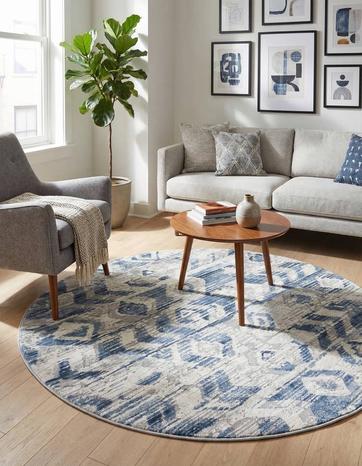 Detail image of 4' x 4' Caspian Round Rug