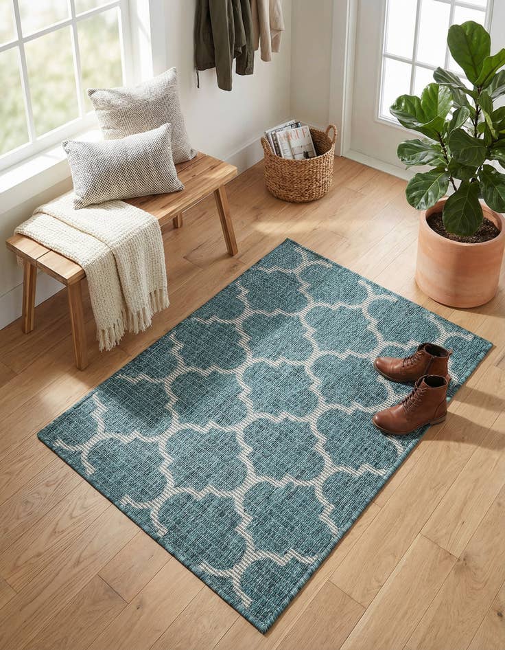 Detail image of  2' x 3'  Washable Lattice Indoor / Outdoor Rug