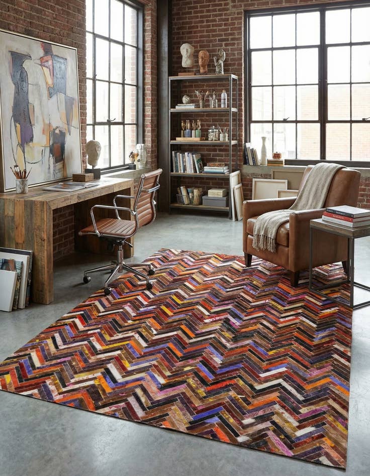 Detail image of 5' 5 x 7' 7 Cowhide Stocks Rug