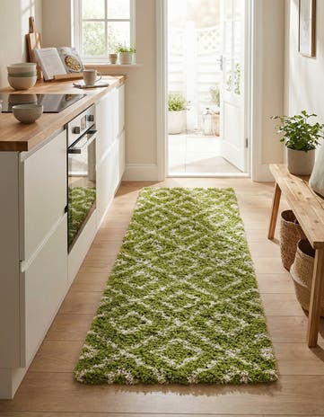 2' x 5' Lattice Shag Runner Rug