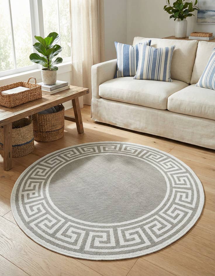 Detail image of 4' x 4'  Washable Coastal Indoor / Outdoor Round Rug