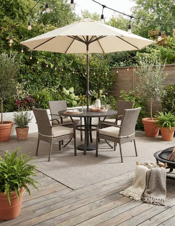 Light Gray Easy-Clean Solid Indoor / Outdoor Square Rug