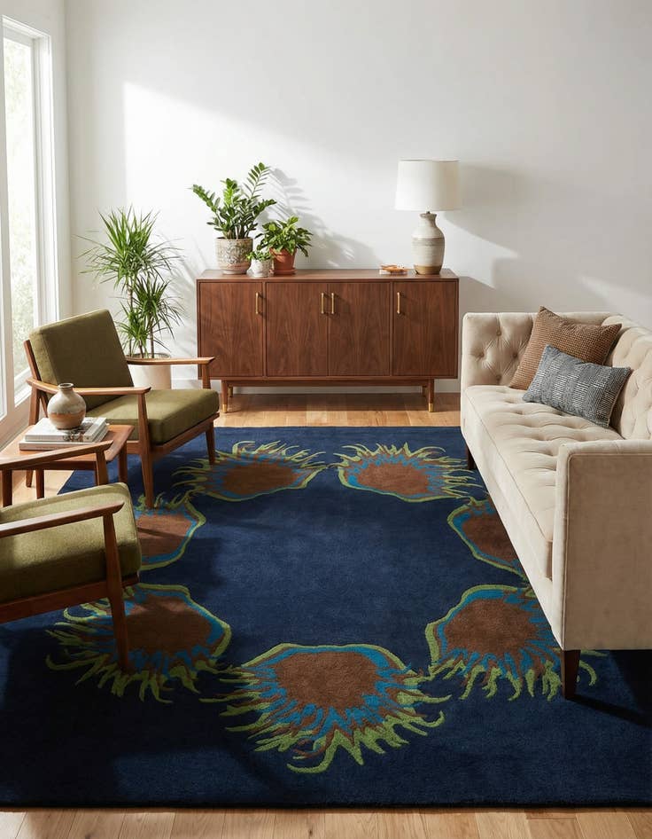 Detail image of 7' 5 x 7' 7 Luna Square Rug