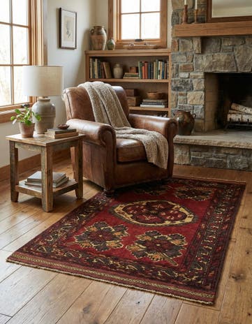 2' 10 x 5' Hand Knotted Sumak Wool Rug
