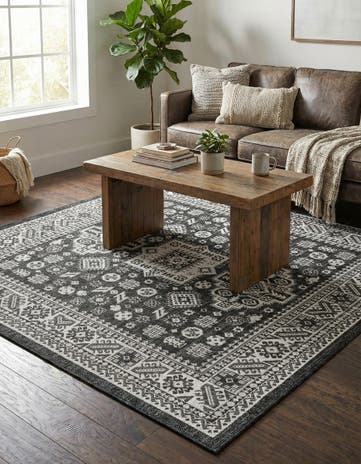 6' x 6' Easy-Clean Aztec Indoor / Outdoor Square Rug