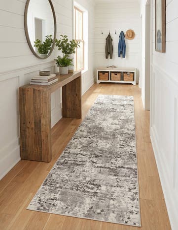 2' 7 x 10' Aurora Runner Rug