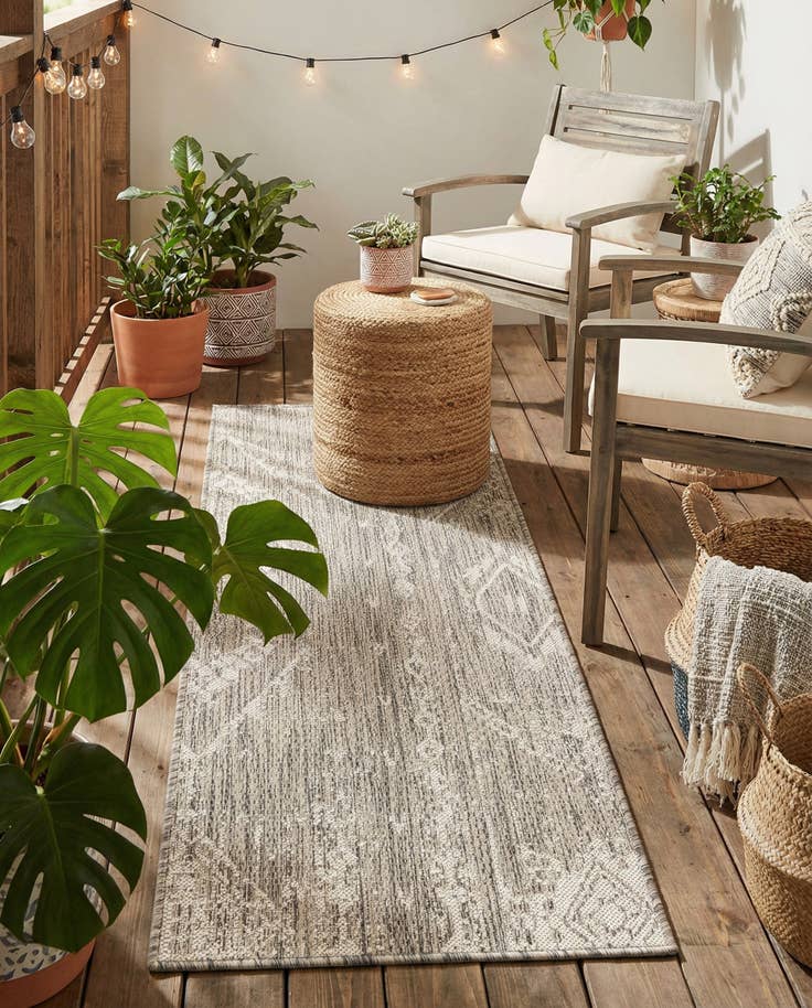 Detail image of 2' x 4' Easy-Clean Bohemian Indoor / Outdoor Runner Rug