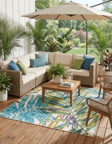 7' 10 x 7' 10 Easy-Clean Botanical Indoor / Outdoor Square Rug