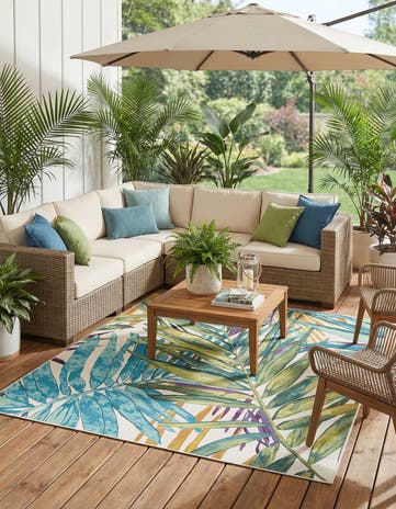 7' 10 x 7' 10 Easy-Clean Botanical Indoor / Outdoor Square Rug