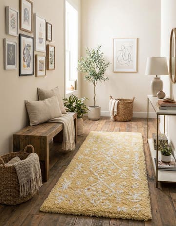 2' 7 x 10' Moroccan Shag Runner Rug