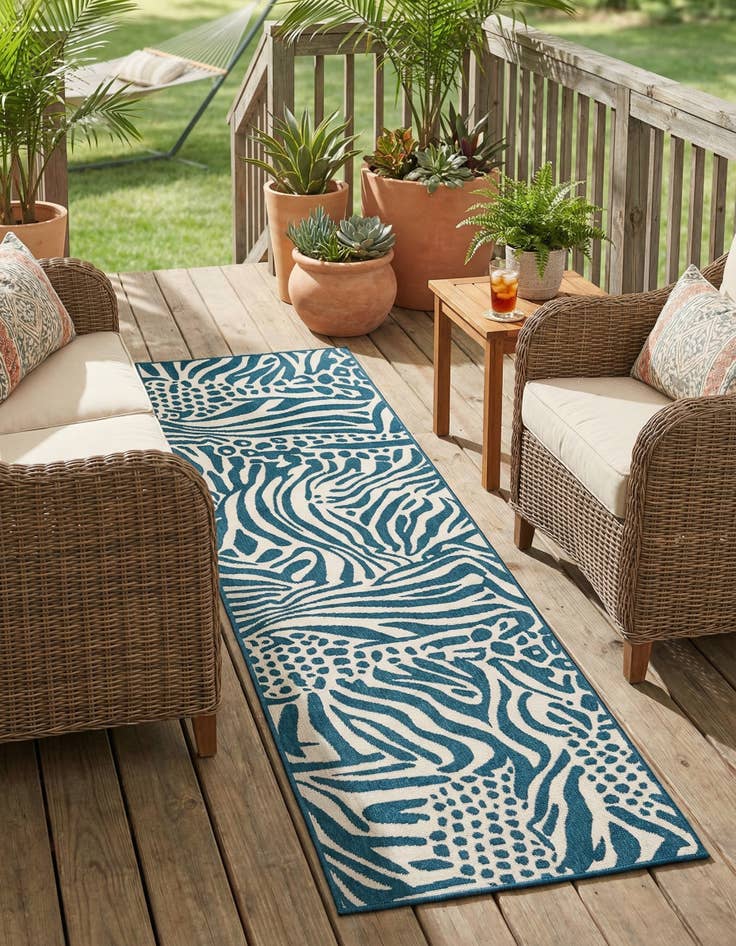 Detail image of 2' 7 x 10'  Washable Safari Indoor / Outdoor Runner Rug