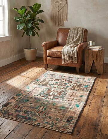 2' 5 x 4' Hand Knotted Ultra Vintage Persian Wool Rug