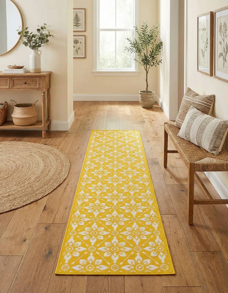Detail image of 2' 7 x 12'  Washable Trellis Indoor / Outdoor Runner Rug