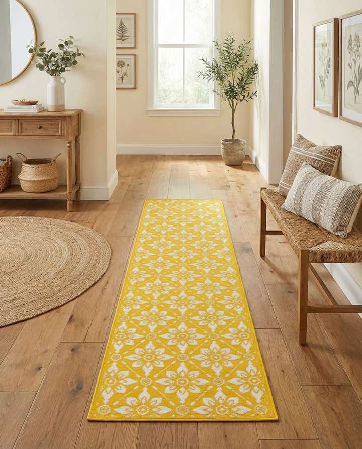 2' 7 x 12' Easy-Clean Trellis Indoor / Outdoor Runner Rug