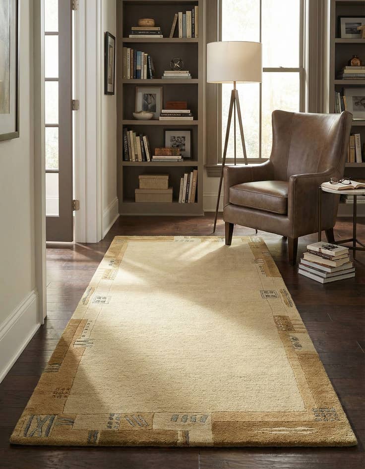 Detail image of  2' 4 x 4' 7  Hand Knotted Nepal Wool Runner Rug