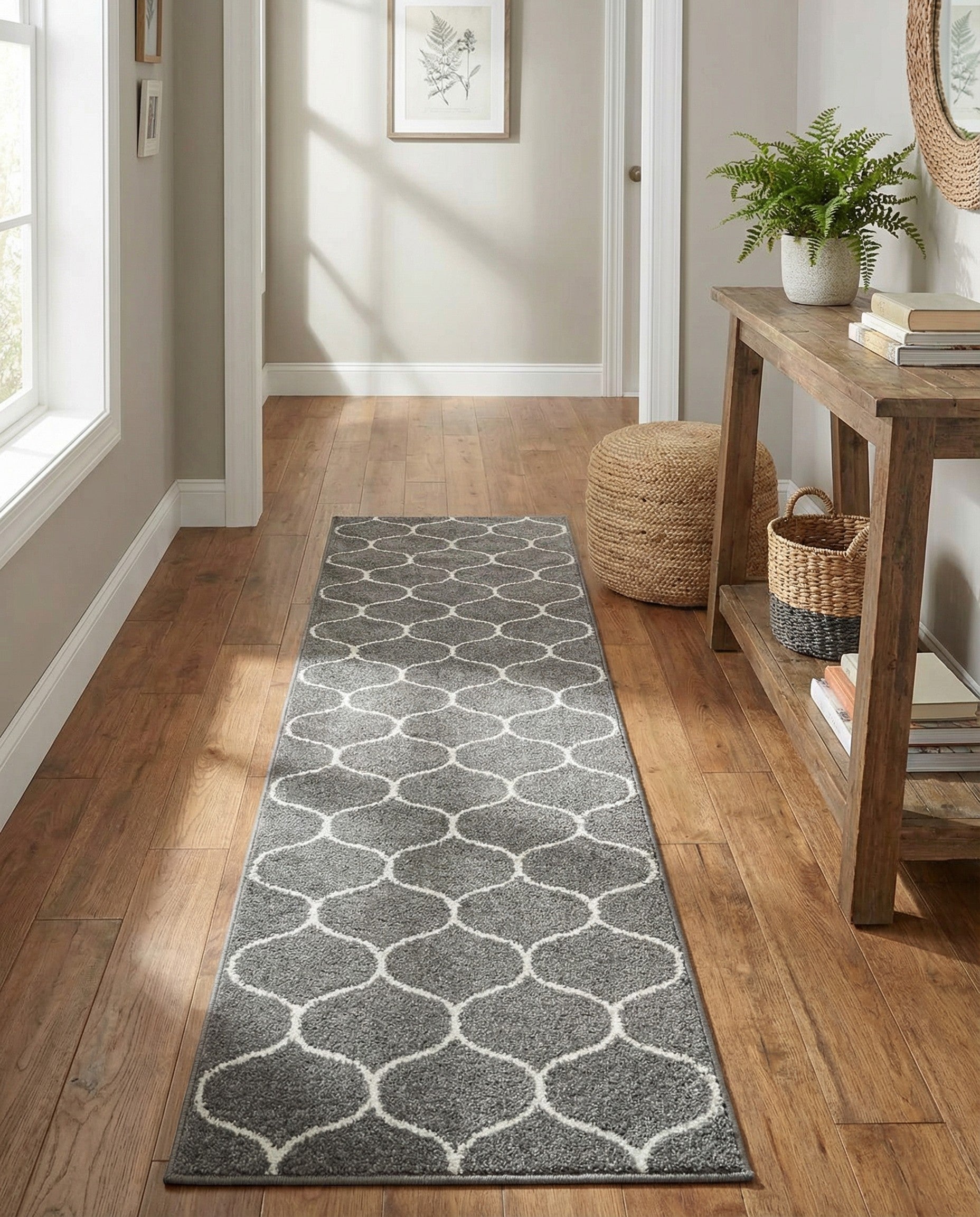  2' x 8' 8 Lattice Frieze Runner Rug