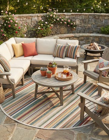 10' x 10' Easy-Clean Baja Indoor / Outdoor Round Rug