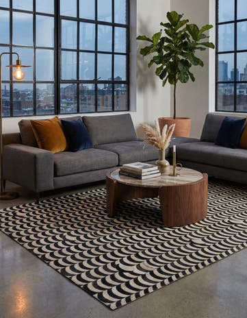 5' 2 x 8' Cowhide Rug