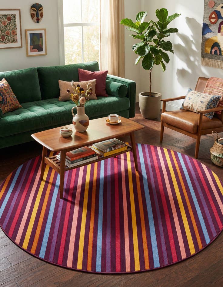 Detail image of 7' 10 x 7' 10 Easy-Clean Ribbon Indoor / Outdoor Round Rug