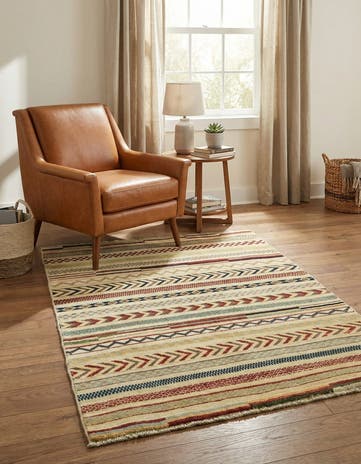 2' 8 x 4' 1 Hand Knotted Darya Rug