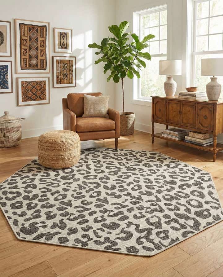 7' 10 x 7' 10 Easy-Clean Safari Indoor / Outdoor Octagon Rug